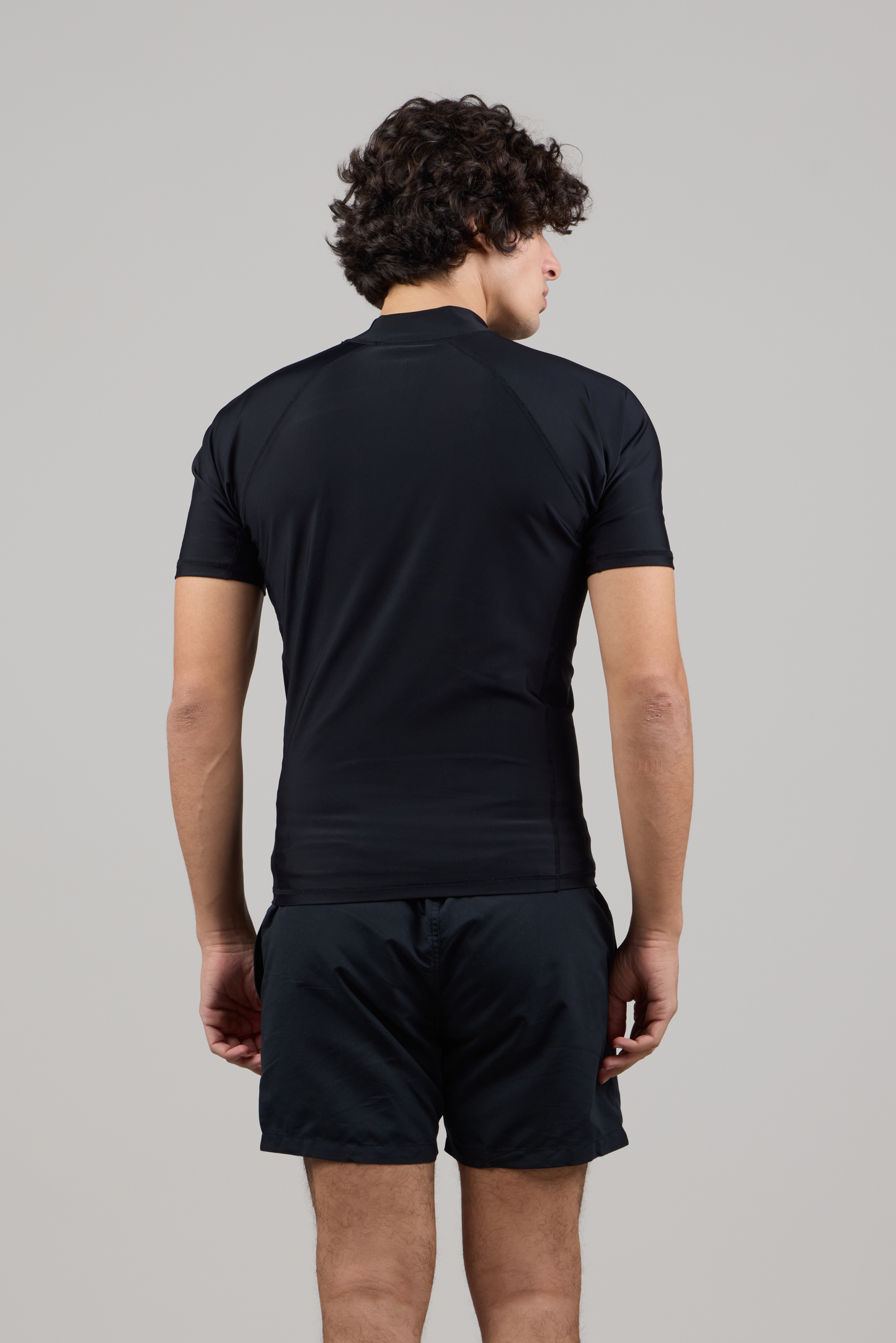 SHORT SLEEVE RASHGUARD