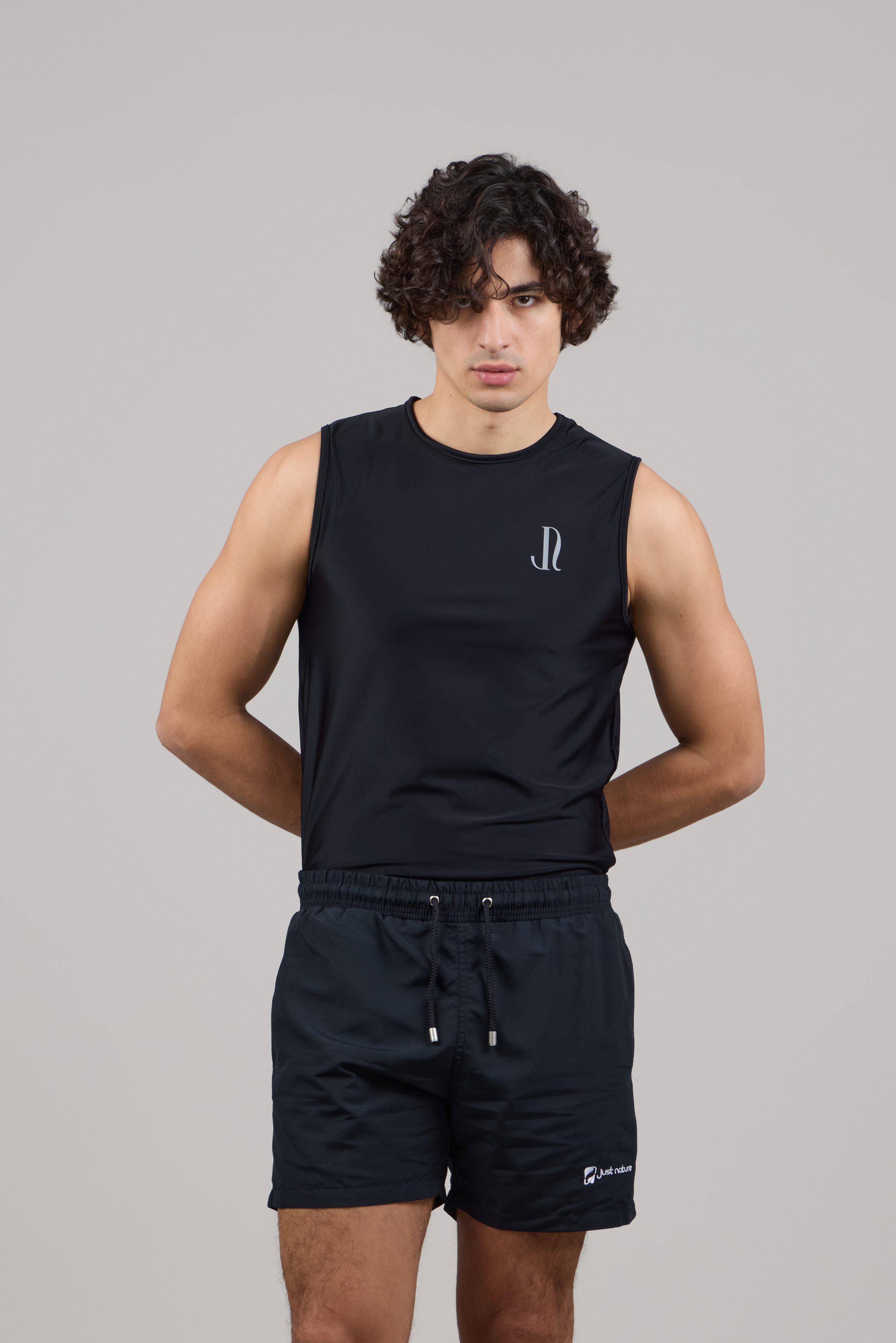 SLEEVELESS RASHGUARD