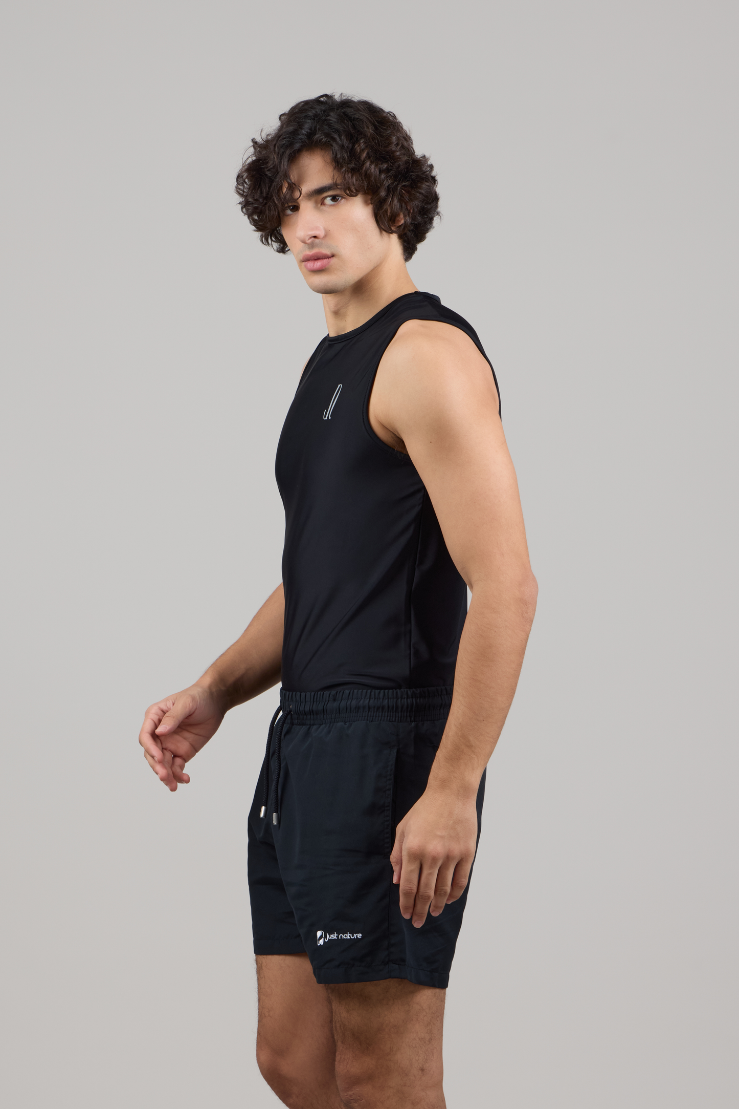 SLEEVELESS RASHGUARD