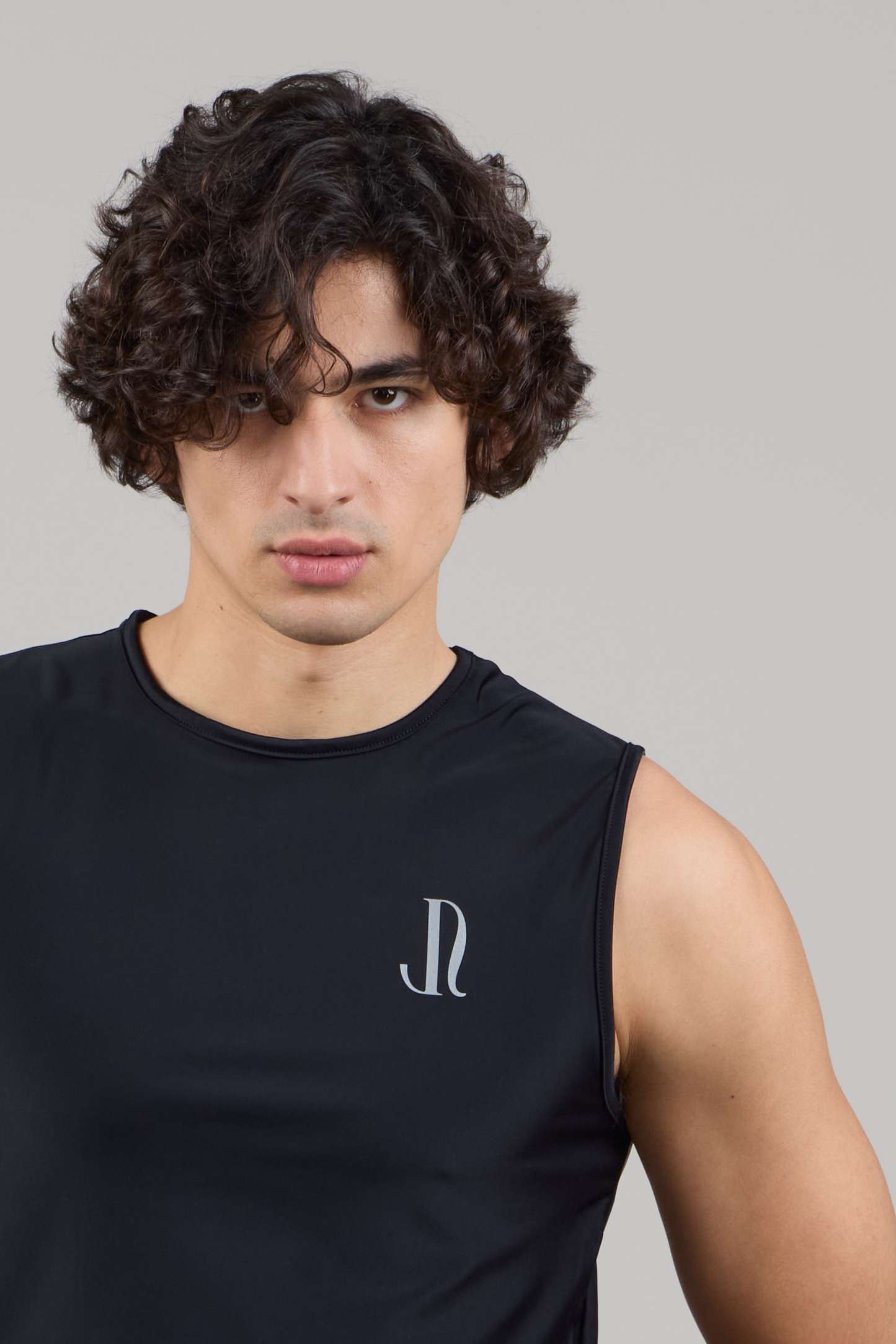 SLEEVELESS RASHGUARD