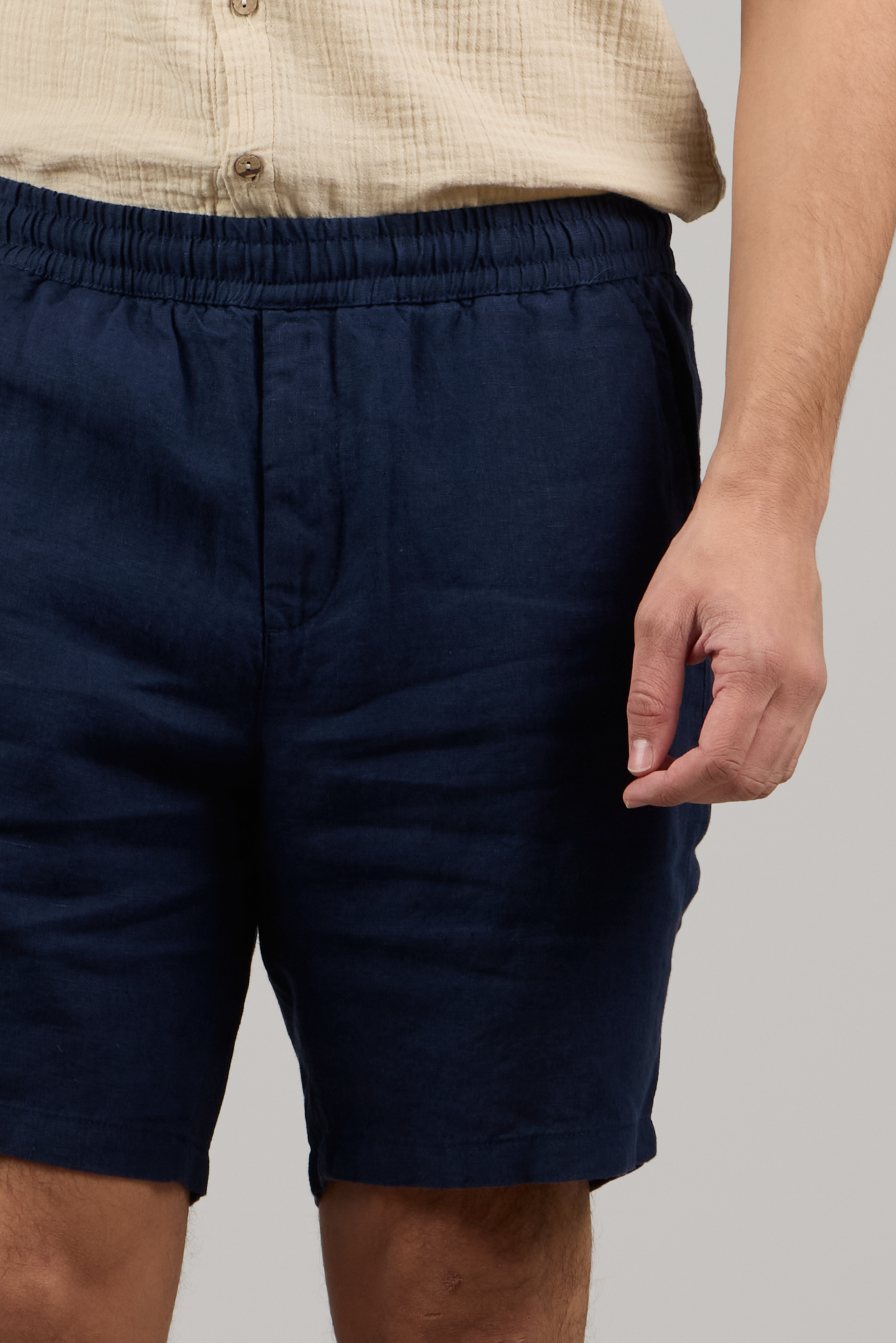 ICONIC LINEN LIGHT SHORTS