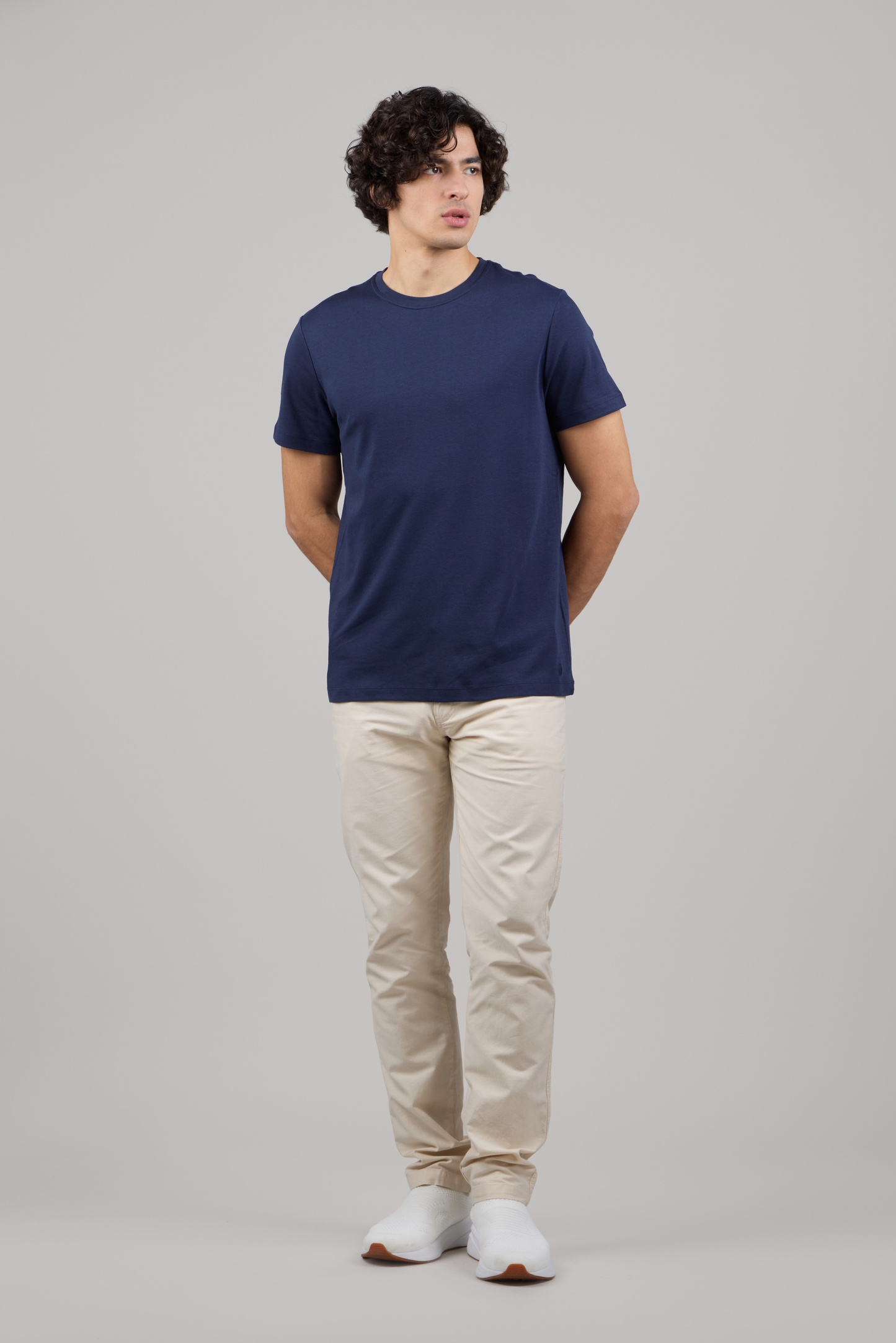 Мягкая хлопковая футболка премиум-класса с круглым вырезом