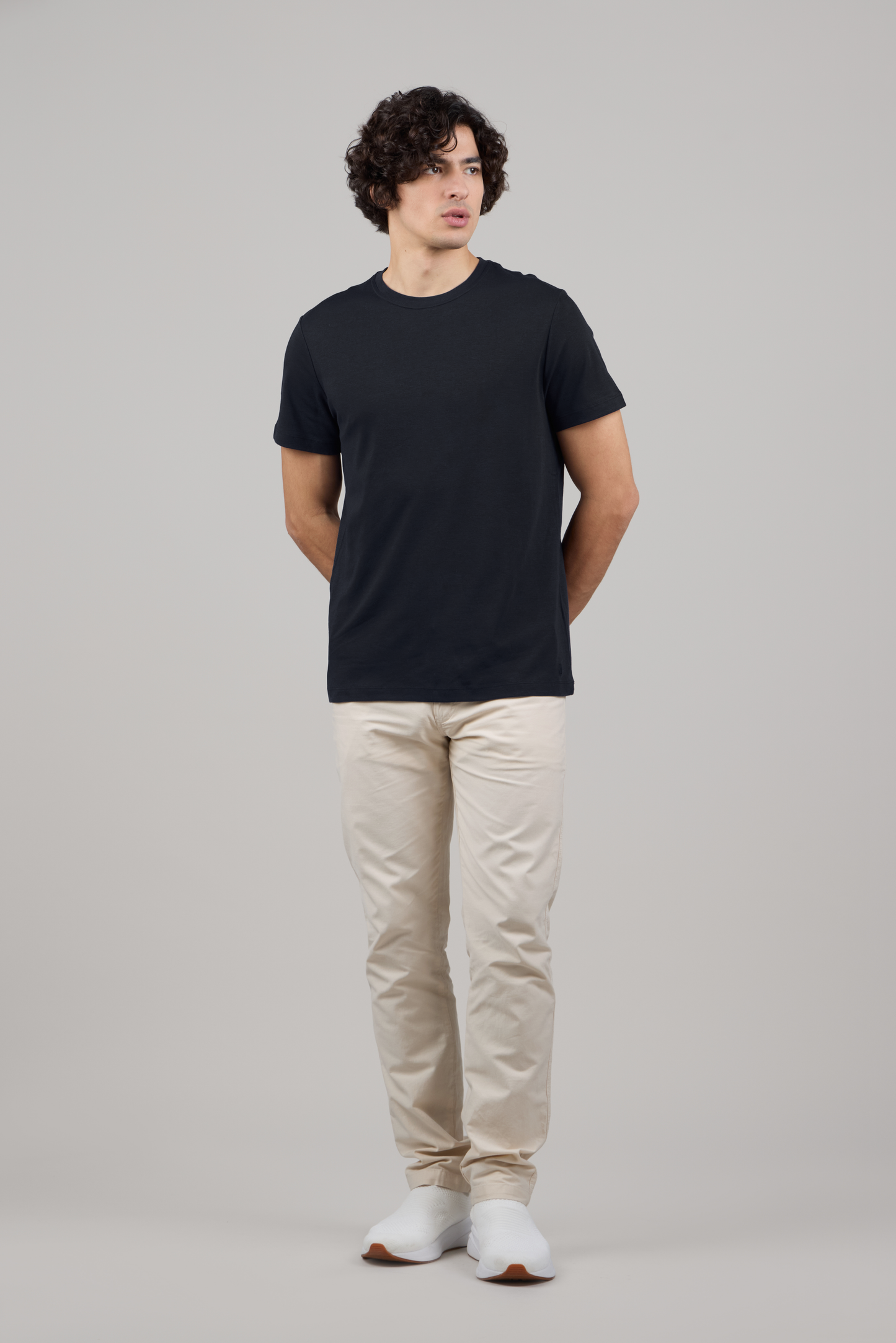 Мягкая хлопковая футболка премиум-класса с круглым вырезом