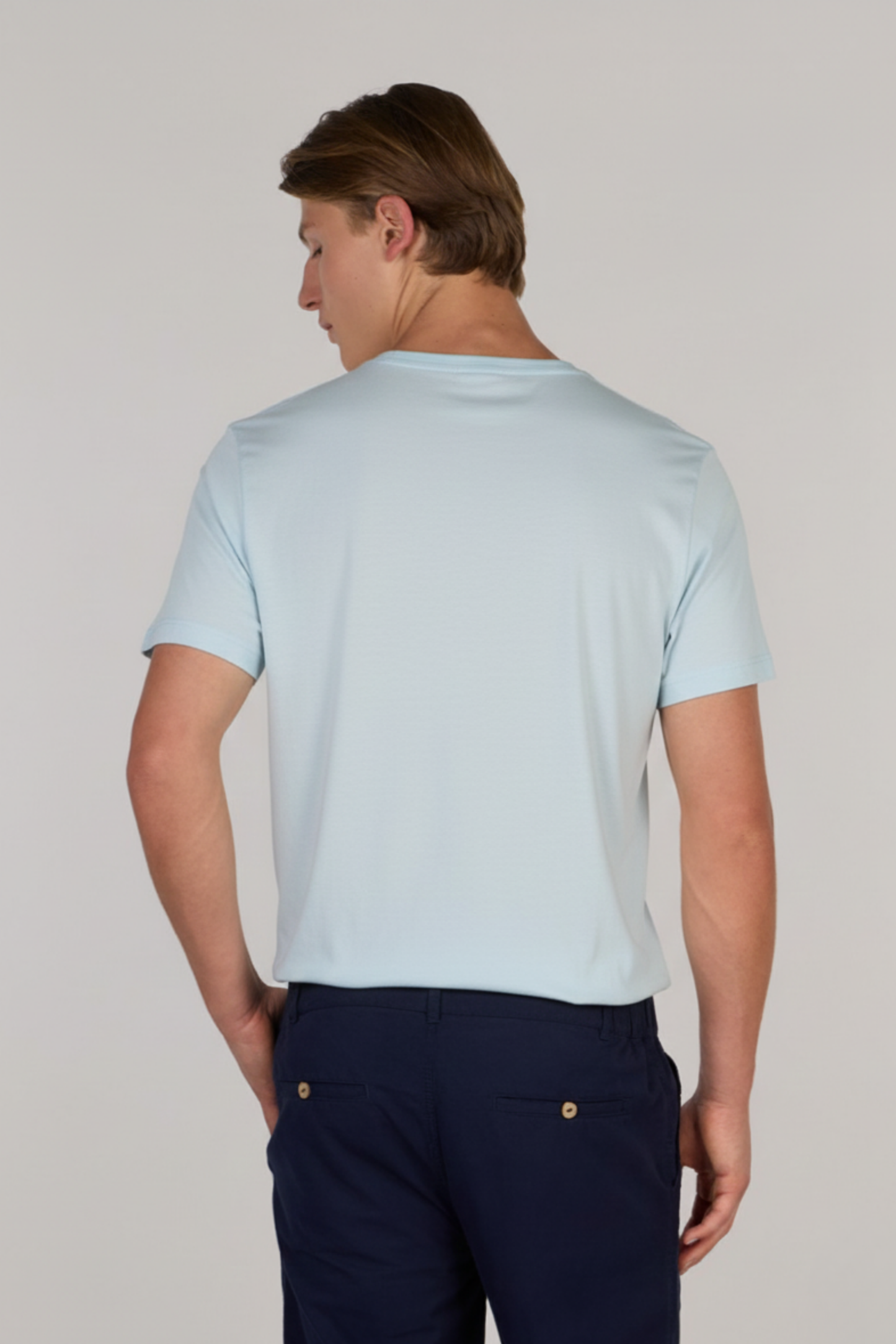 Мягкая хлопковая футболка премиум-класса с круглым вырезом