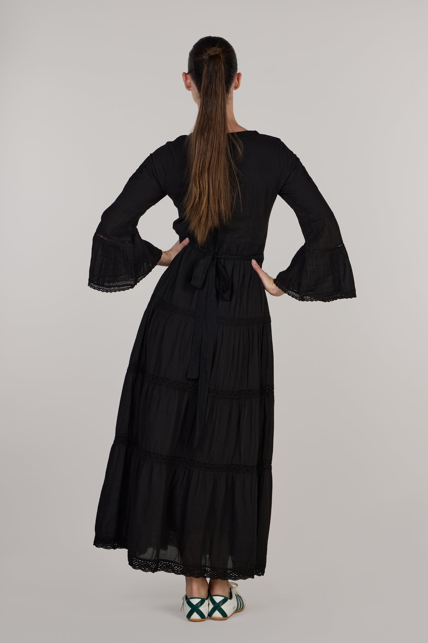 Платье Жизель с расклешенными рукавами