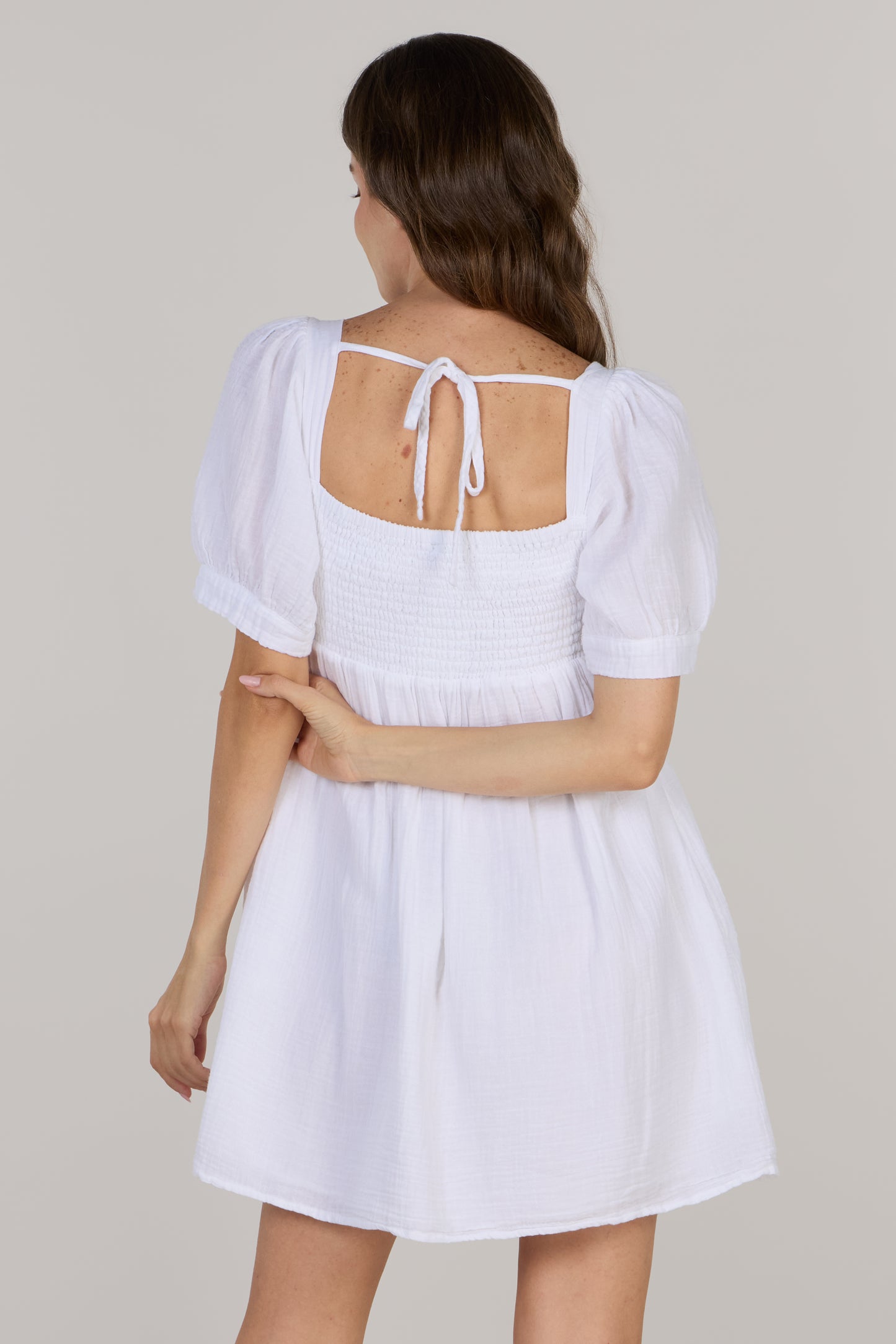 Платье принцессы с пышными рукавами