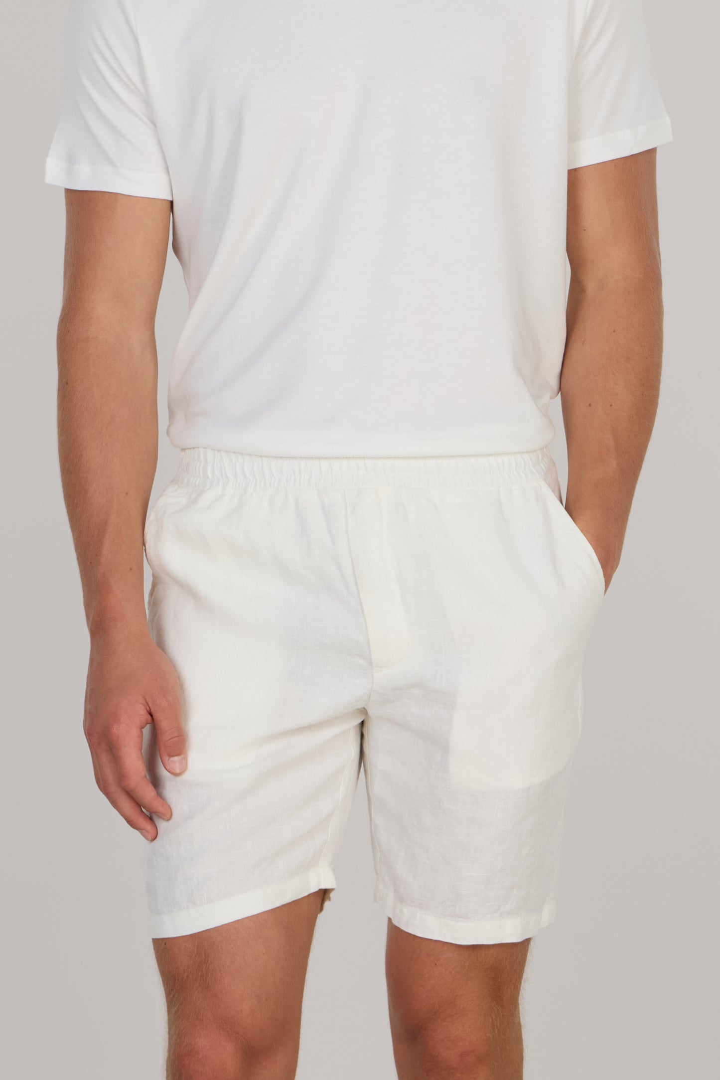 ICONIC LINEN LIGHT SHORTS