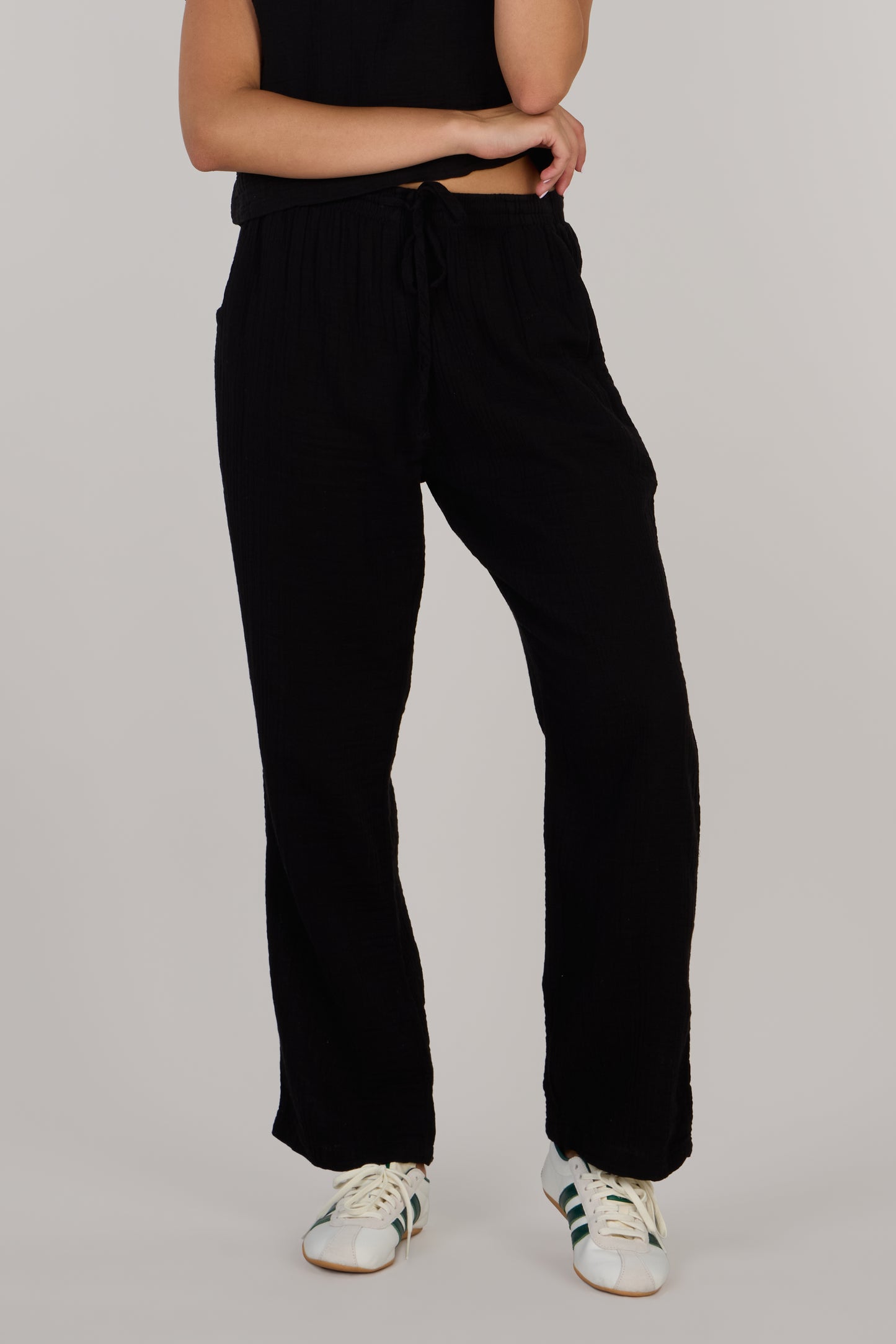 Повседневные брюки MON