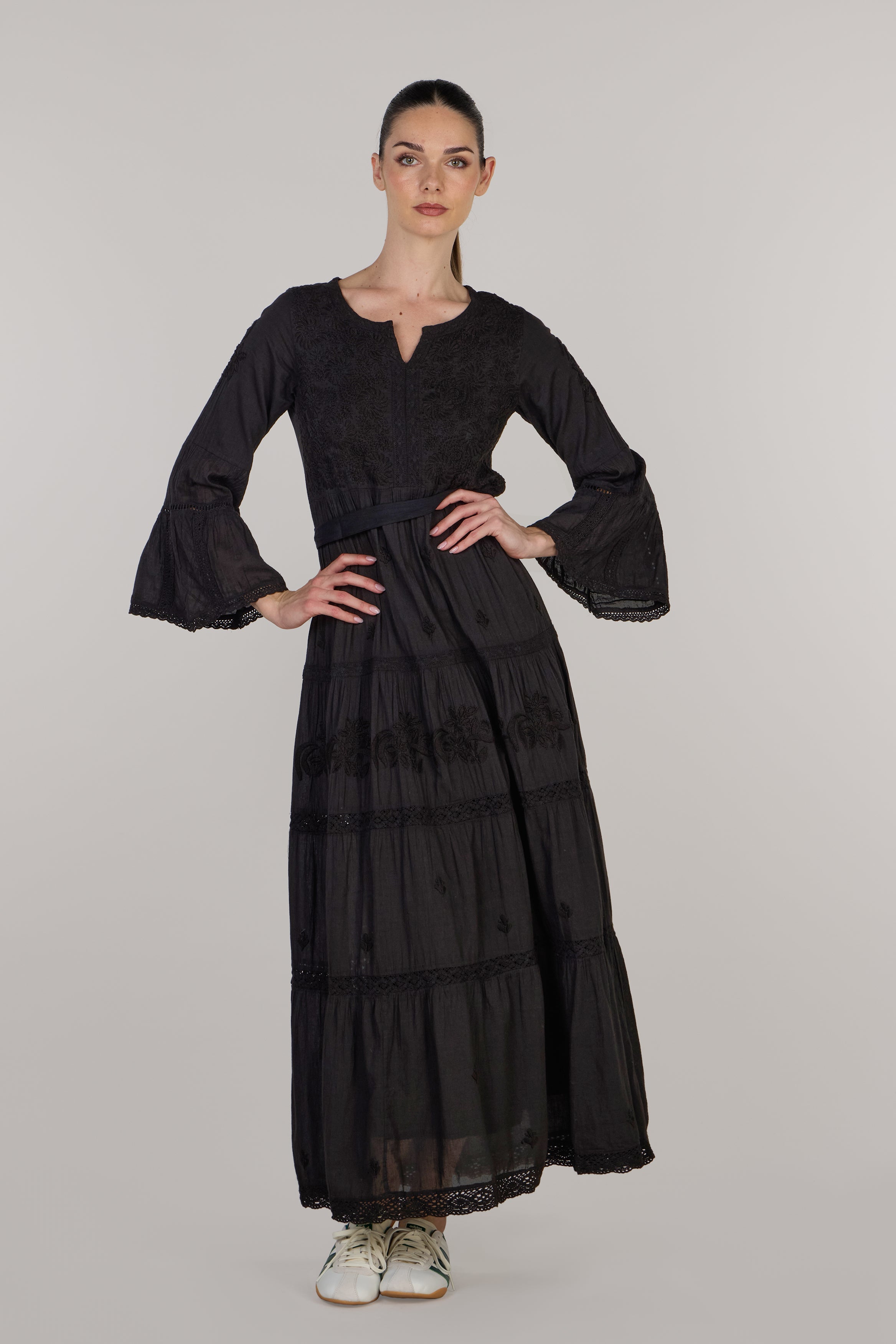 Платье Жизель с расклешенными рукавами