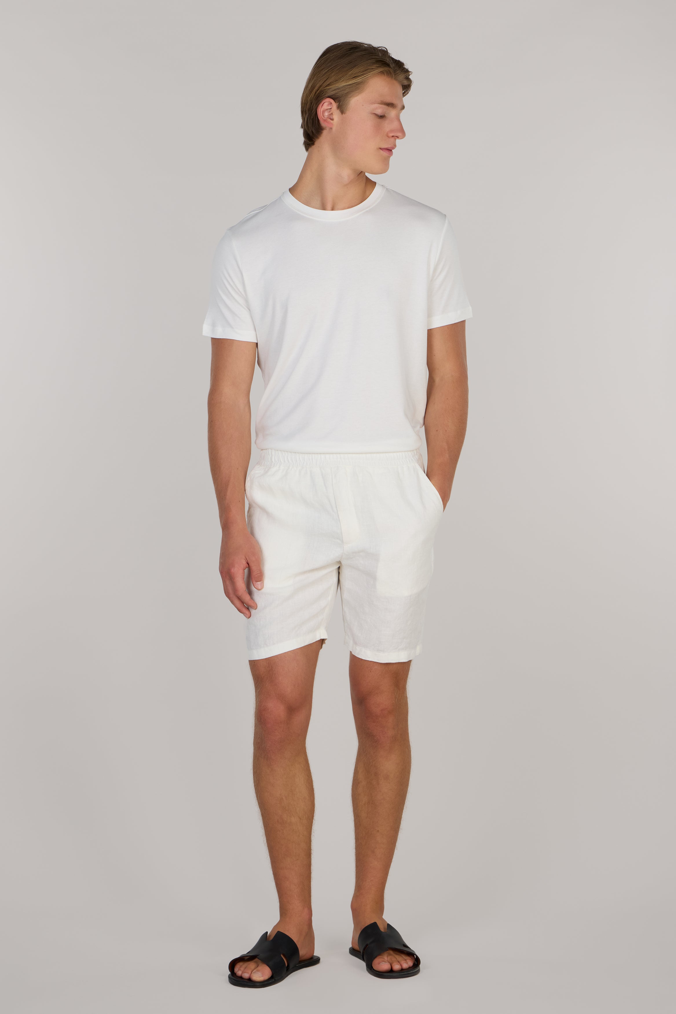 ICONIC LINEN LIGHT SHORTS