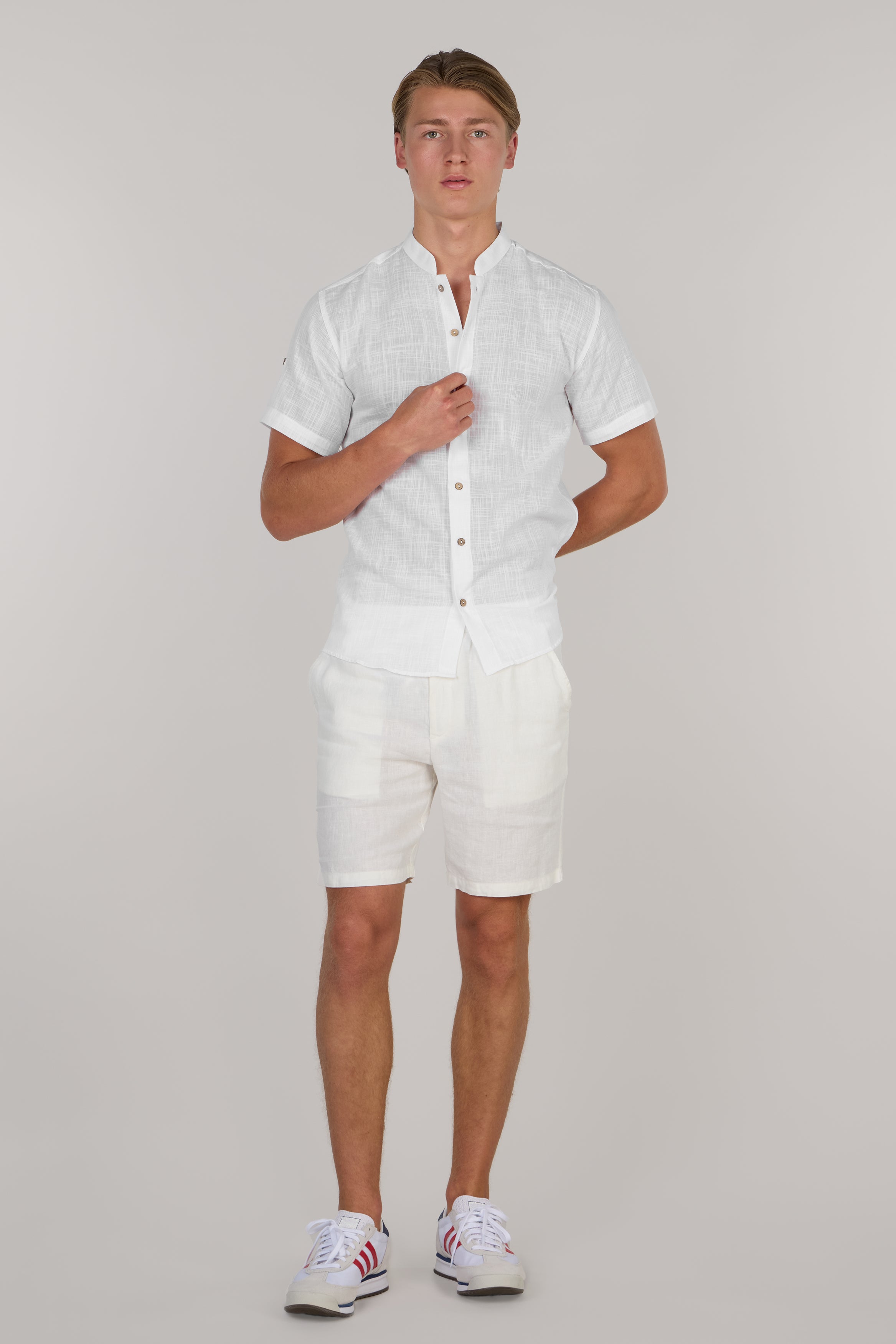 Рубашка с короткими рукавами