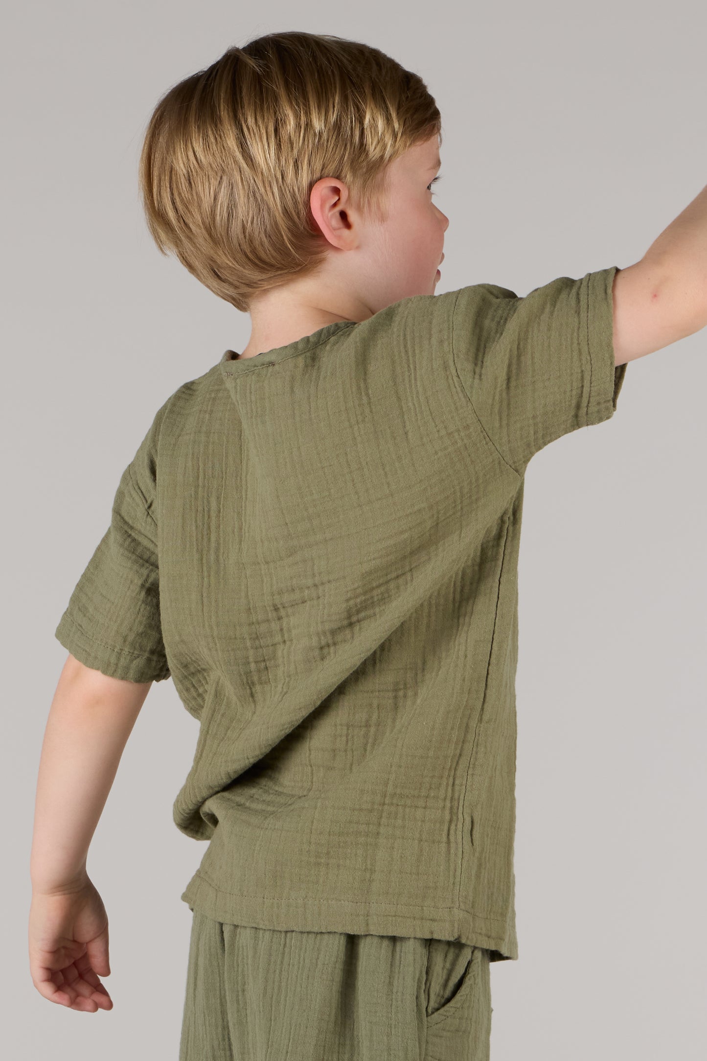 KIDS T-SHIRT DC-OLIVE