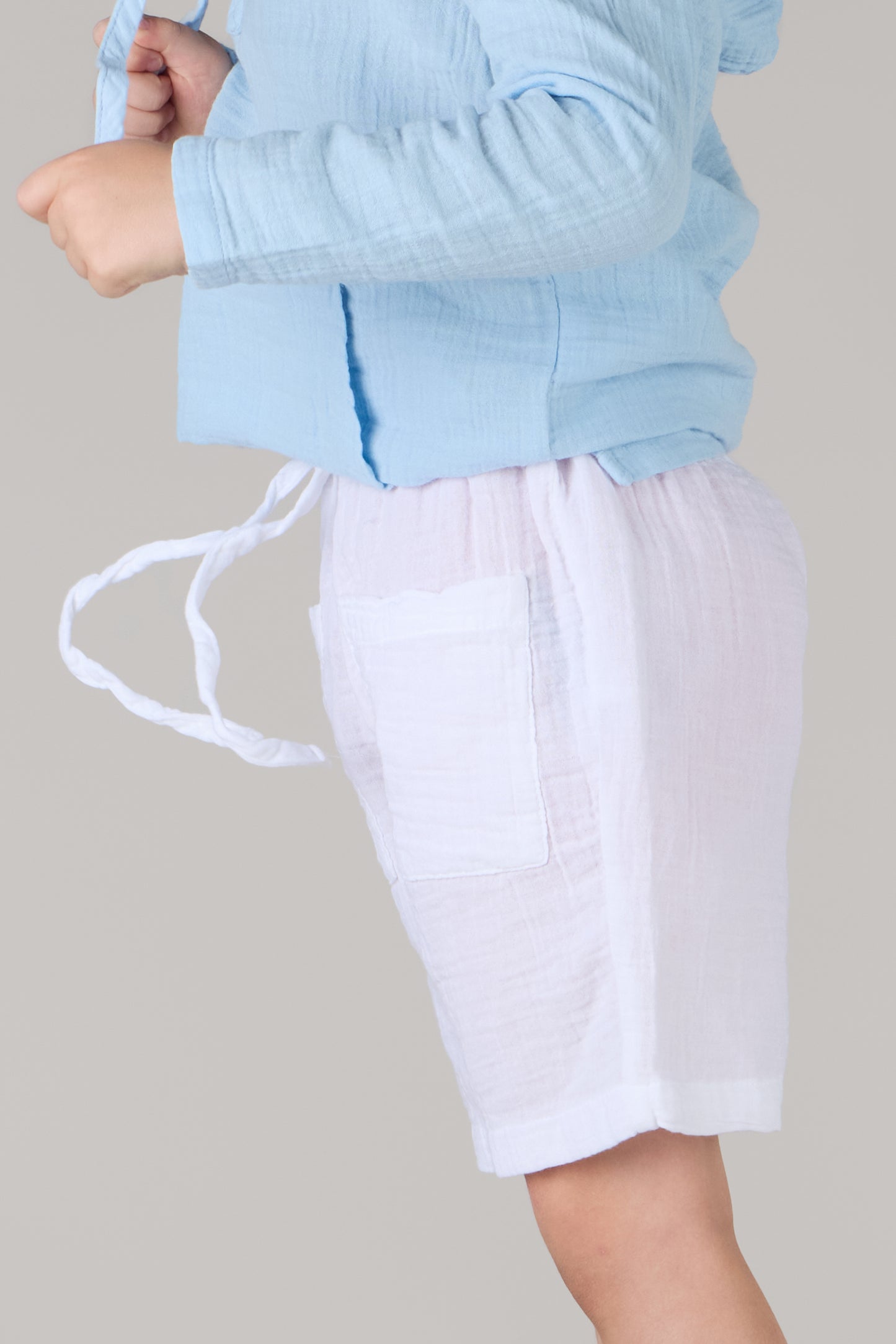 KIDS SHORTS DC-WHITE